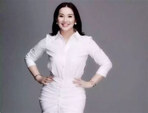 Why Kris Aquino Swears by Bandeaus, Athleisure Wear, and 